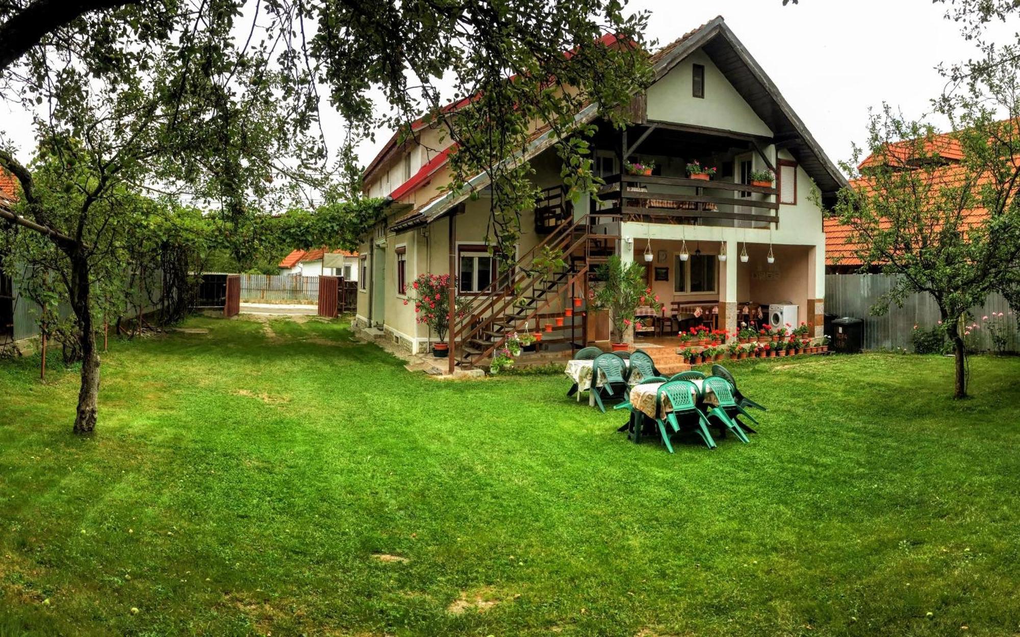 Casa Popa 호텔 Cîrţişoara 외부 사진